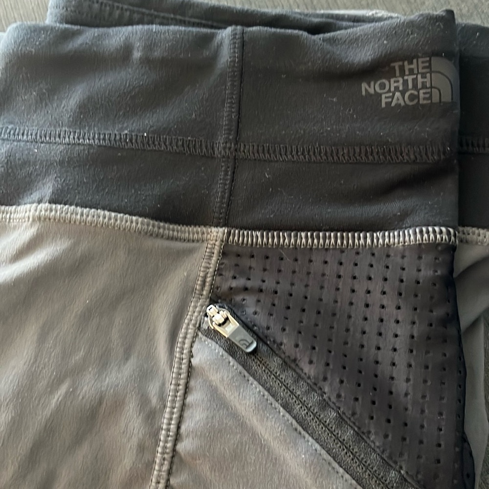 The North Face Flashdry gray and black runner jogger pants, women’s sz Small